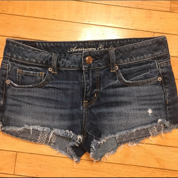American Eagle Outfitters Pants - AMERICAN EAGLE JEAN SHORTS SIZE 4